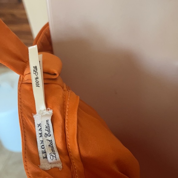 Max Studio/LEON MAX Limited edition silk dress sz0 - Picture 6 of 8